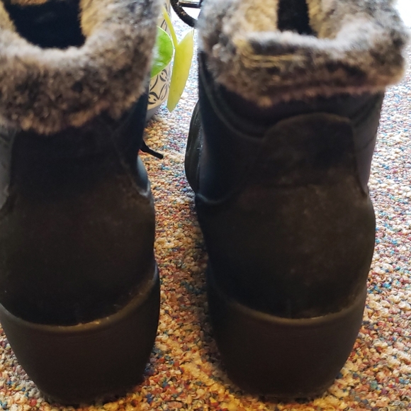 *3 for $25*   Weatherproof Black Boots - Size 6.5 Wide - Picture 7 of 10